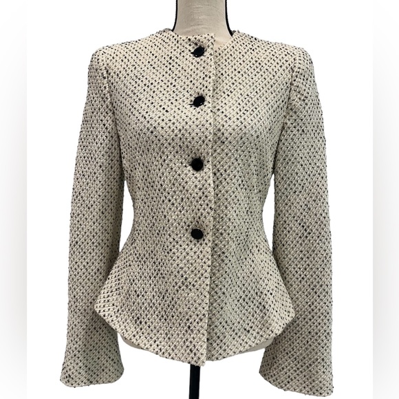 Armani Collezioni Jackets & Blazers - Armani Collezioni cream tweed Blazer size 10